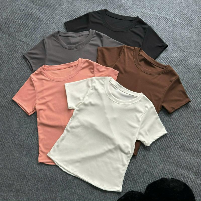 Product Introduction of Áo Thun Bigsize Nữ Tay Ngắn Cổ Tròn Tay Ngắn Chất Tăm Mềm Mịn Trơn Form Basic  - G244 Top Women 26
