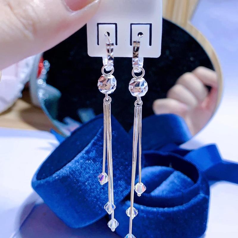 Các Mẫu Bông Tai Tua Dài Hàng Ý Nhập Khẩu Sáng Đẹp cho Nữ Trang Sức Voi Trang Trí