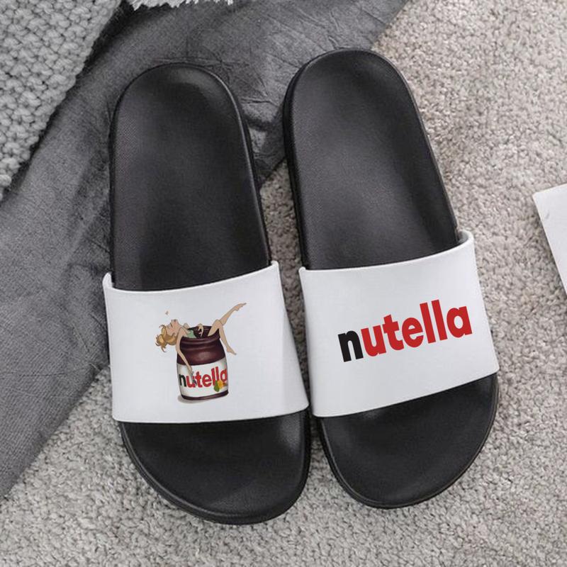 Sandal Slop Jelly Aesthetic Cewek Terbaru Sendal Slip On Luar Ruangan Anti Air Anti Slip 36-44 Shoes Karet Selop Wanita  Elegant size m: 40 - 41 hitam-2 1