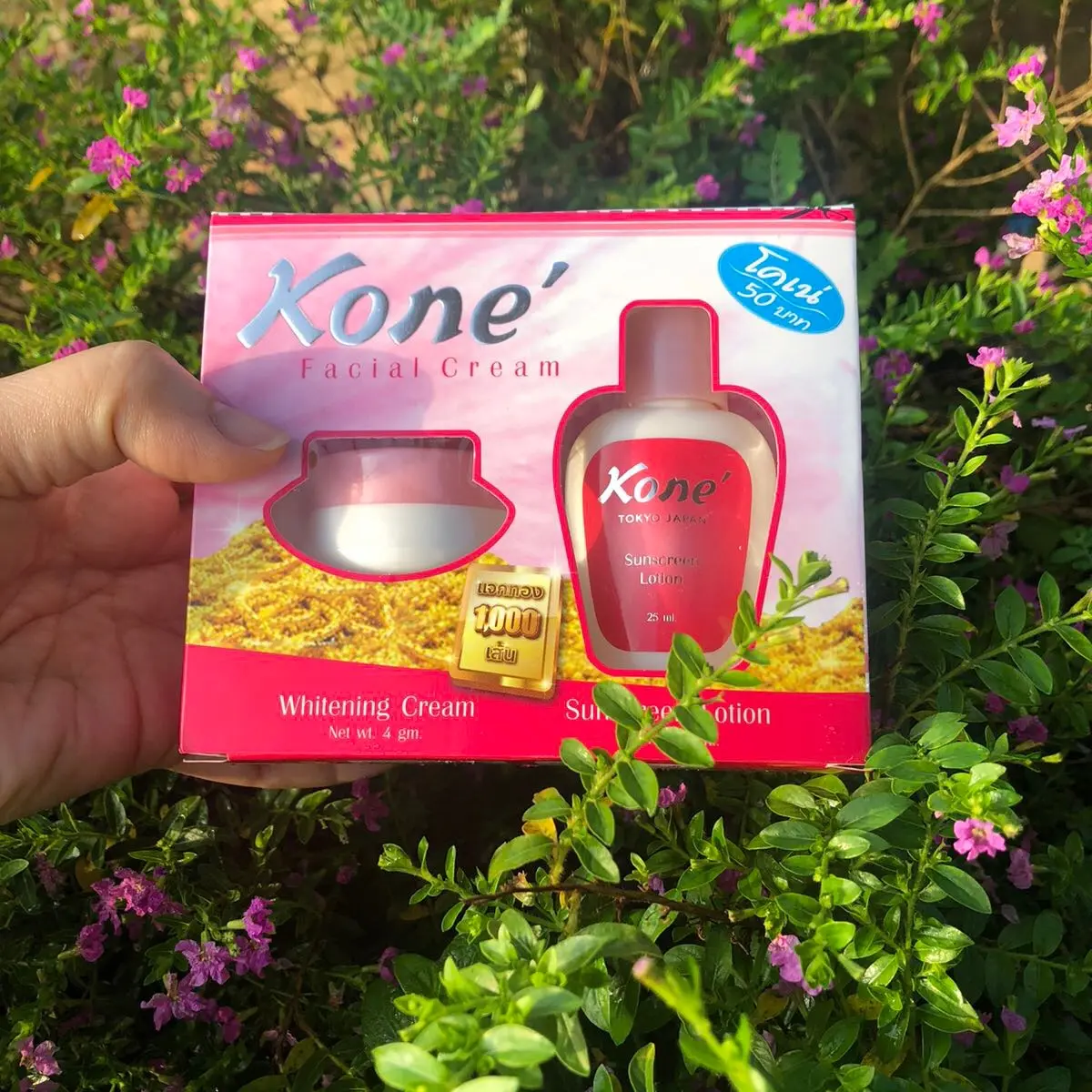 Combo (2hop kone ) hỗ trợ dưỡng da mụn thâm  Gồm 1 nước hoa Hồng 1 kem dưỡng