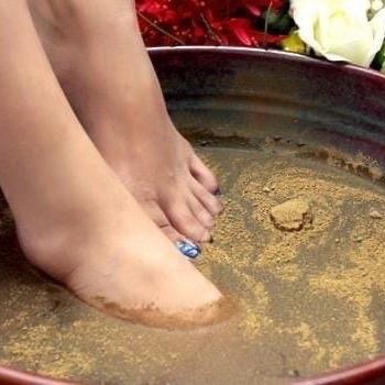 Bột Ngâm Chân Thảo Dược Giúp Thư Giãn Khử Mùi Hôi Chân - Thành Phần Quế, Đại Hồi, Thiên Niên Kiện, Bạc Hà, Gừng, Lá Lốt, Ngải Cứu - Đường 4