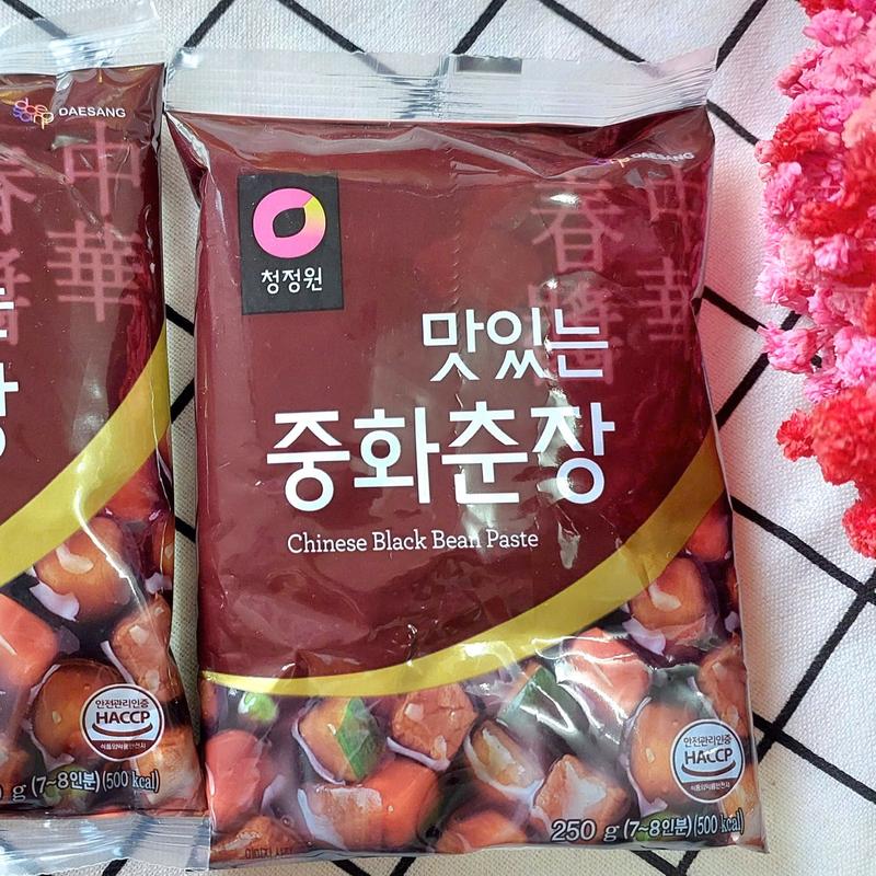 500g SỐT TƯƠNG ĐEN HÀN QUỐC NẤU MÌ ĐEN BÁNH GẠO GỒM 2 GÓI 250G