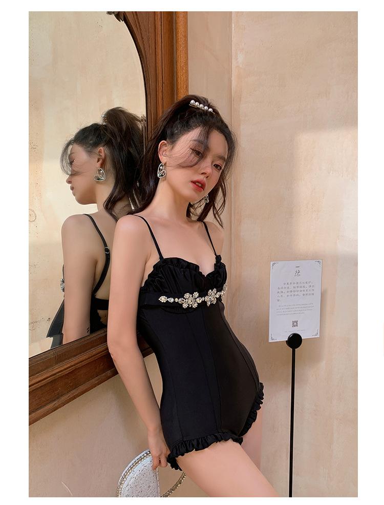 Product Introduction of Áo Ống Kim Cương Ôm Sát Phong Cách Pháp, Áo Tắm Một Mảnh Có Dây Đeo Spaghetti Đồ Bơi Nữ, Nâng Ngực Nhỏ Thích Hợp Cho Phong Cách Pháp, Áo Tắm Cô Gái Nóng Bỏng 18