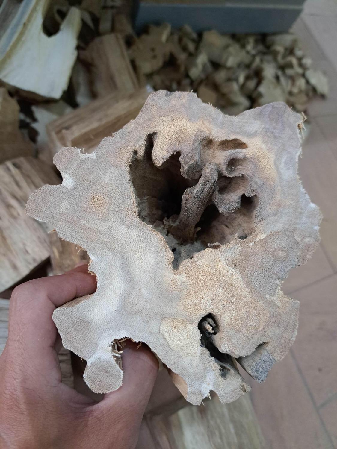 Vòng tay trầm hương Tự Nhiên mộc rin hạt tròn. Cam kết Hàng tự nhiên. Cao Cấp, thơm, đẹp. Càng đeo càng thơm. Đổi trả miễn phí. 2 9a14cf0181b0416a9964160e7a846a11~tplv o3syd03w52 origin jpeg
