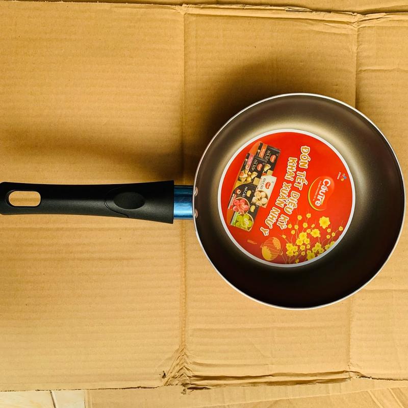 Chảo chống dính Elmich EL-4001824LY 24cm giao màu ngẫu nhiên 1