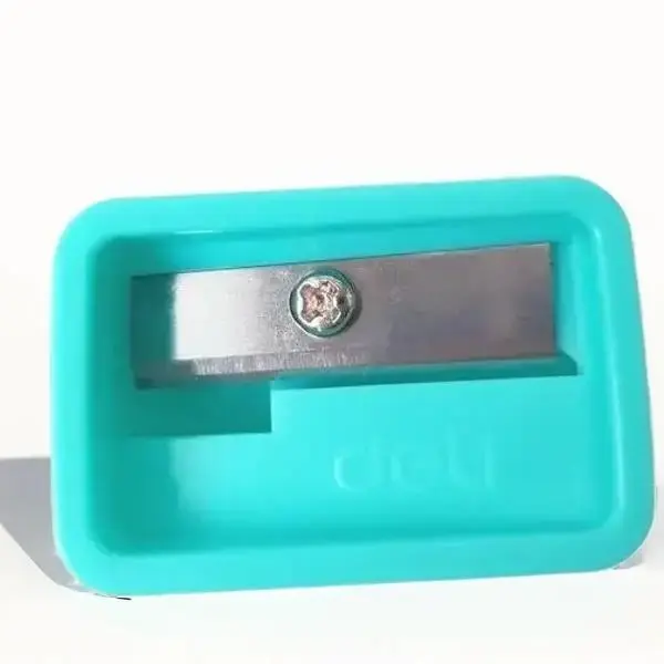 GỌT CHÌ MINI NHỰA LƯỠI KIM LOẠI CHẤT LƯỢNG CAO HIỆU DELI 4
