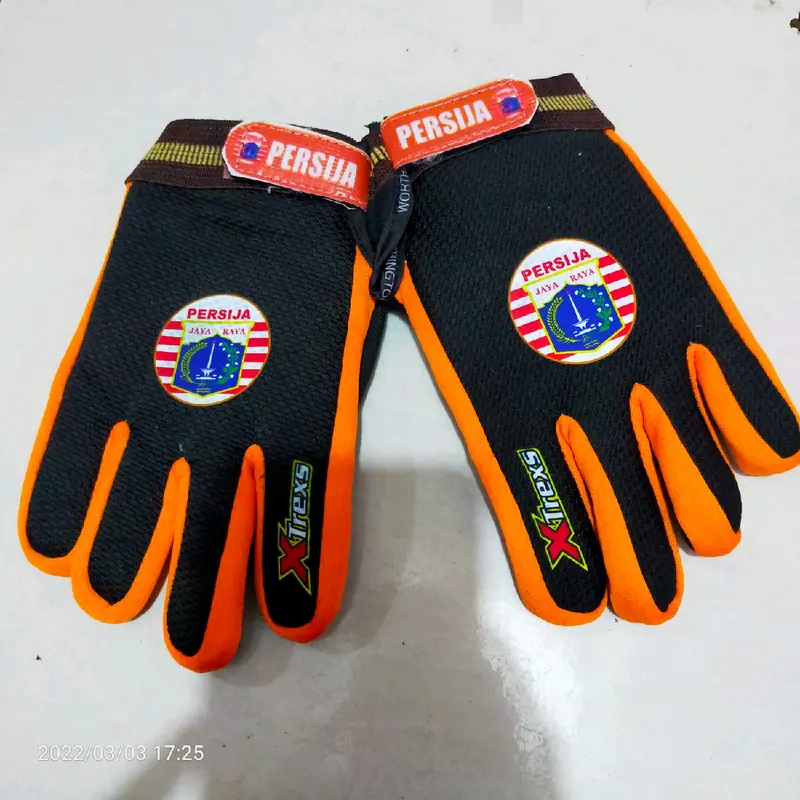 Sarung Tangan Kiper anak usia 7-12 tahun 1