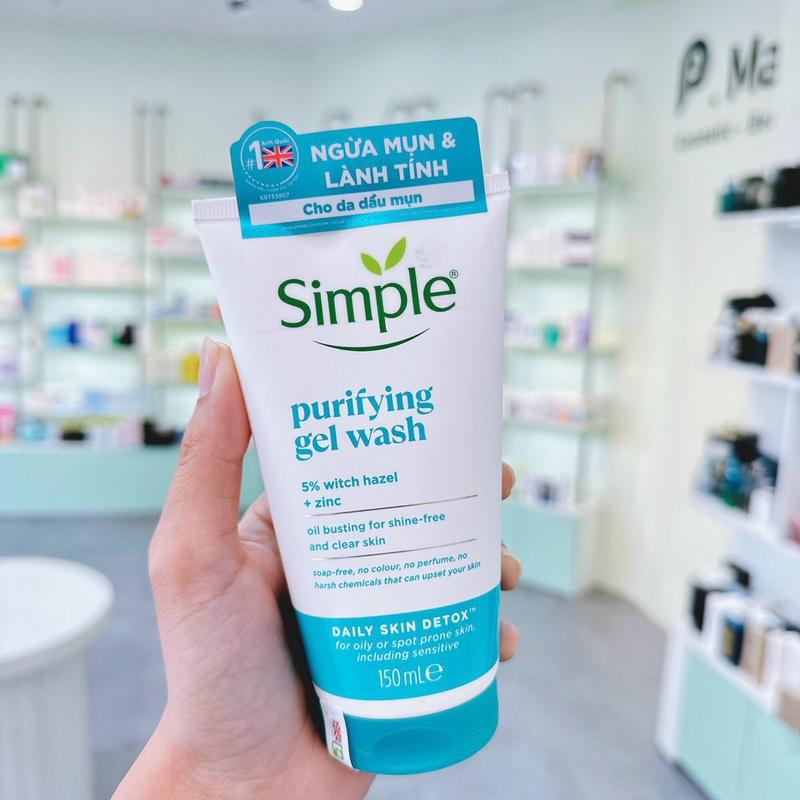 Sữa rửa mặt Simple xanh dương Purifying Gel Wash cho da dầu mụn 150ml