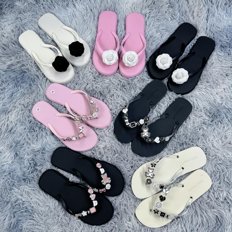 DÉP KẸP SANG CHẢNH 2025 ( CHARM & HOA TRÀ ) - DÉP NỮ - DéP Shoes Women - Xỏ ngón gót 2 dep kieu hot đi biển vip có đính xinhlung xinh déplê giay depsieuben tông mềm