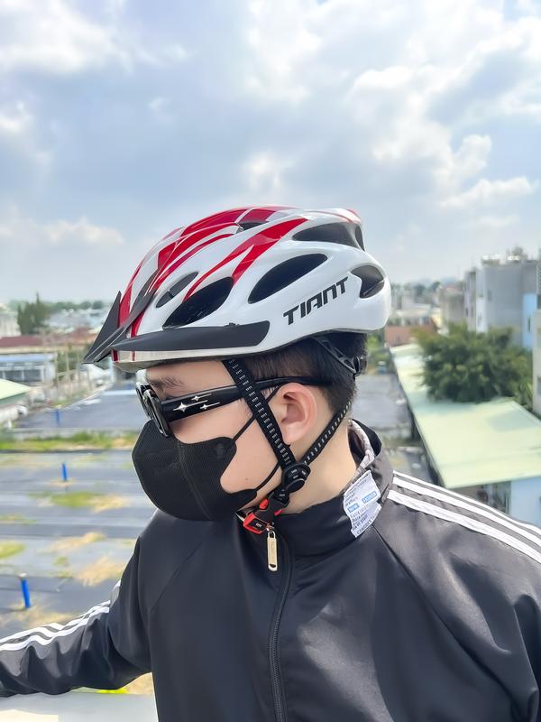 Mũ bảo hiểm DOT D08 TIANT màu TRẮNG ĐỎ cho xe đạp thể thao hàng chính hãng có tem BH 12 T Phụ Kiện Sport