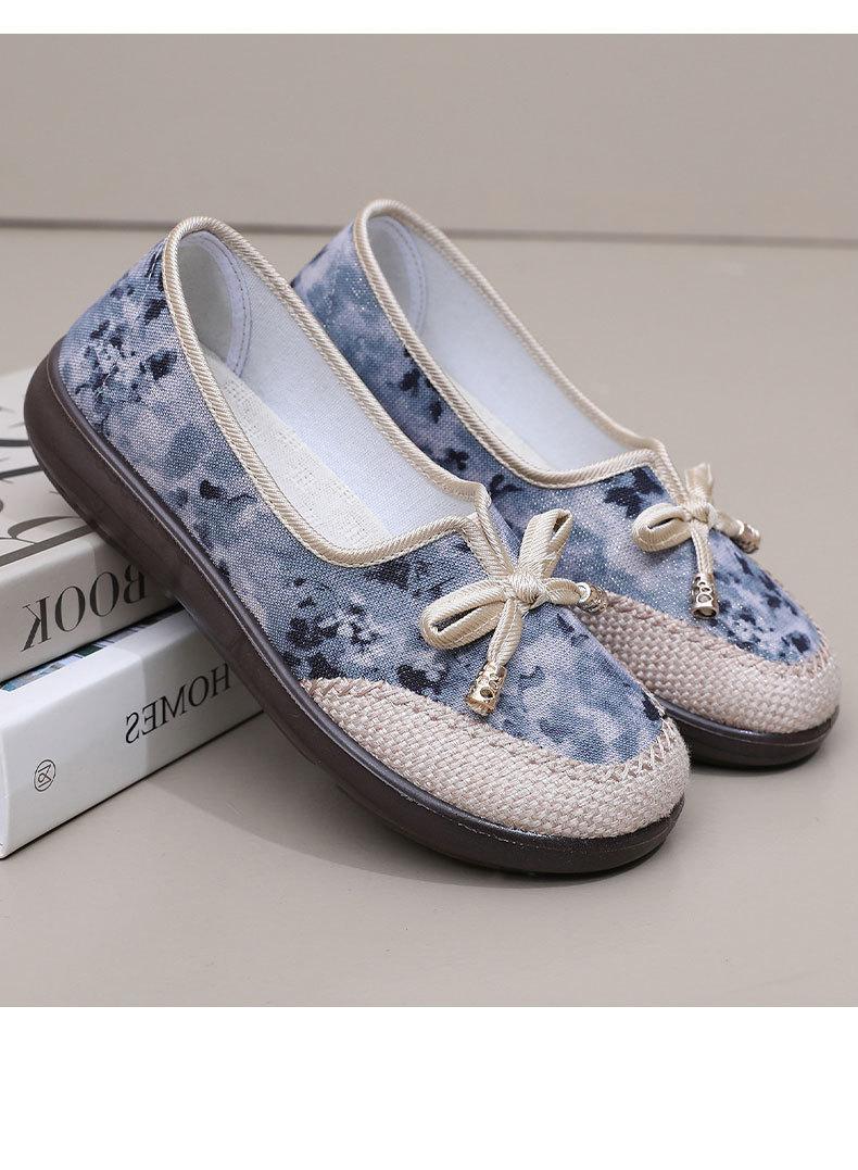 Product Introduction of Women's New Versatile Shoes for Spring and Autumn, Ethnic Style Embroidered Slip-On Cloth Shoes, Hanfu Shoes for Women, Casual Shoes for Moms 25