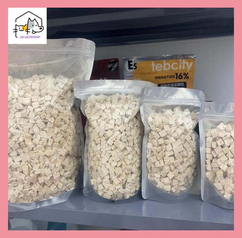 THỊT GÀ VIÊN SẤY KHÔ CHO CHÓ MÈO GÓI 500-1000gram