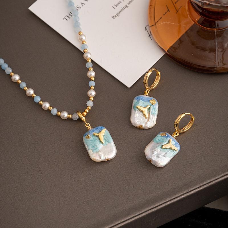 Product Introduction of Baby Costume Jewelry Oil painting style Baroque pearl pendant necklace, new Chinese style earrings, light luxury, niche, antique style collarbone chain, round pearl chain 8
