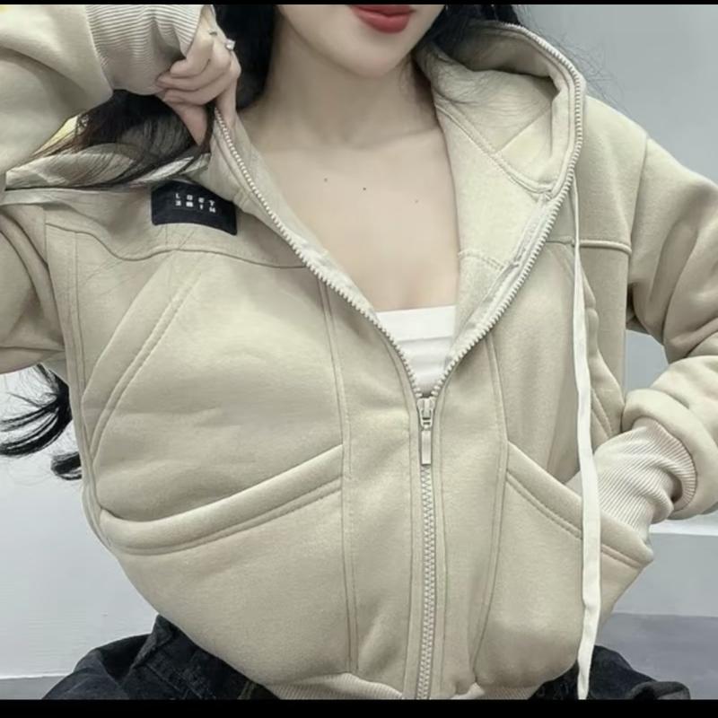 Product Introduction of Áo khoác nỉ 6 túi nón to 2 lớp tay xỏ ngón, form 75kg vừa - Hana Store 9