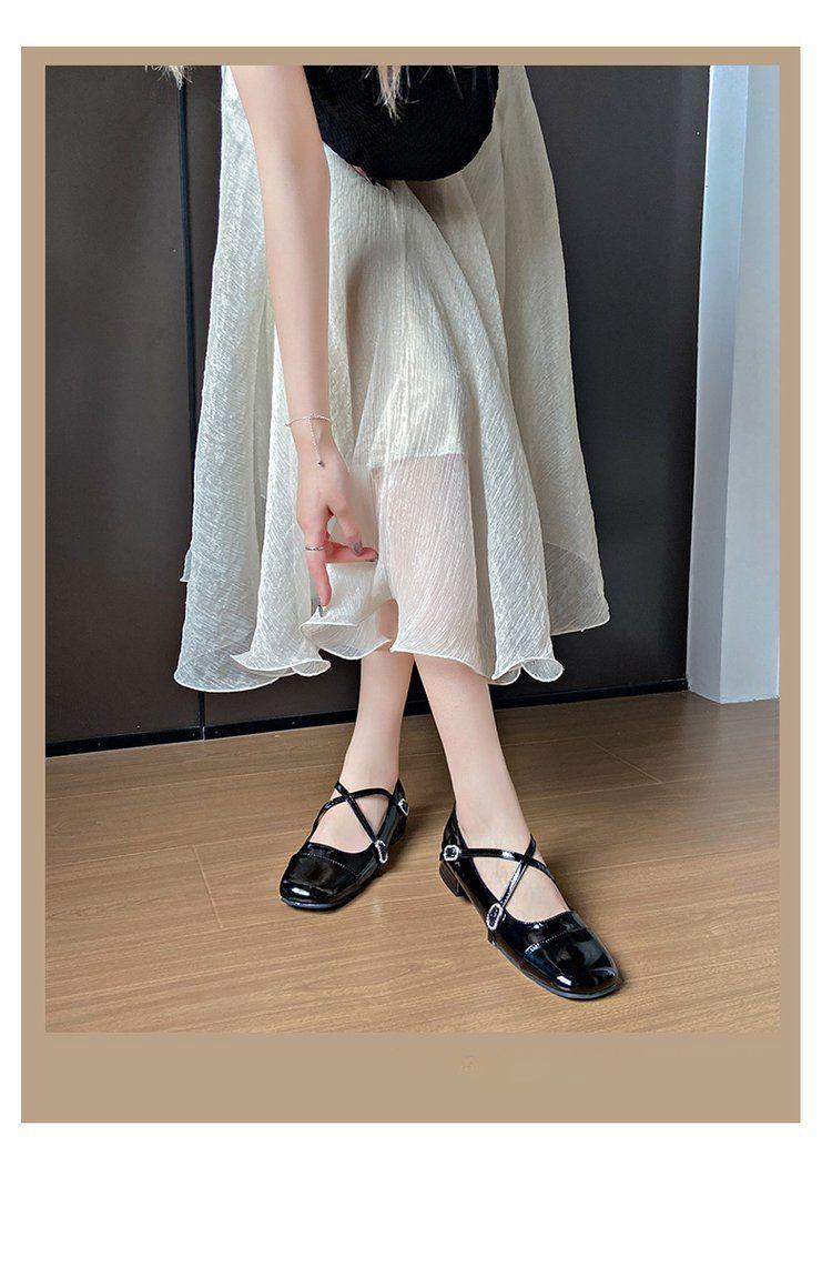 Product Introduction of French Style Silver Fairy Style Pumps Female 2025 Autumn New Retro Inner Match Match Skirt Mary Jane Shoes 6