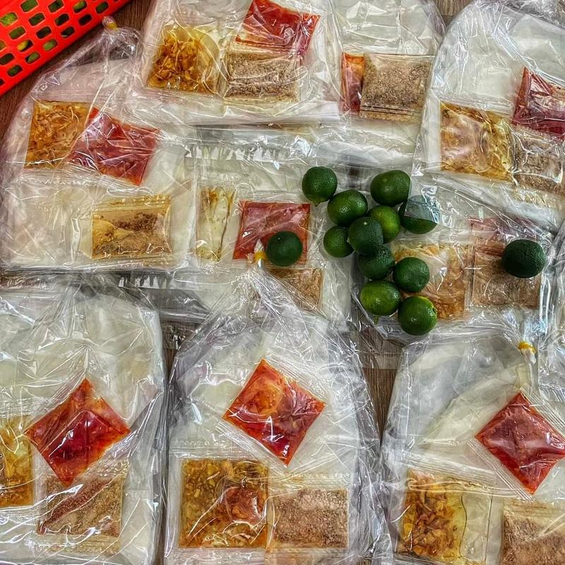 Bánh tráng ớt rim Dầu hành miss tỏi. 10b .dầu tỏi Miss hành lá