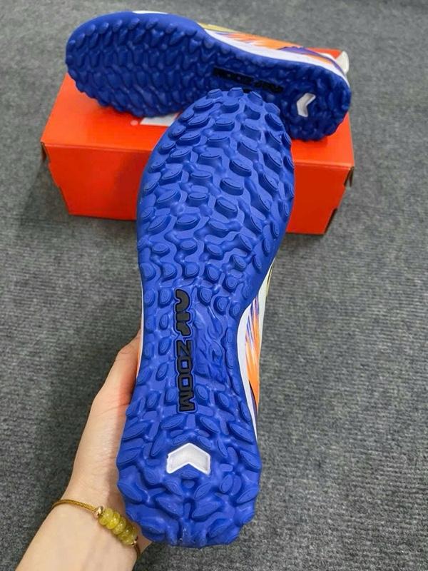 Product Introduction of GIÀY ĐÁ BÓNG SÂN CỎ NHÂN TẠO TRẮNG CAM giay bong 1