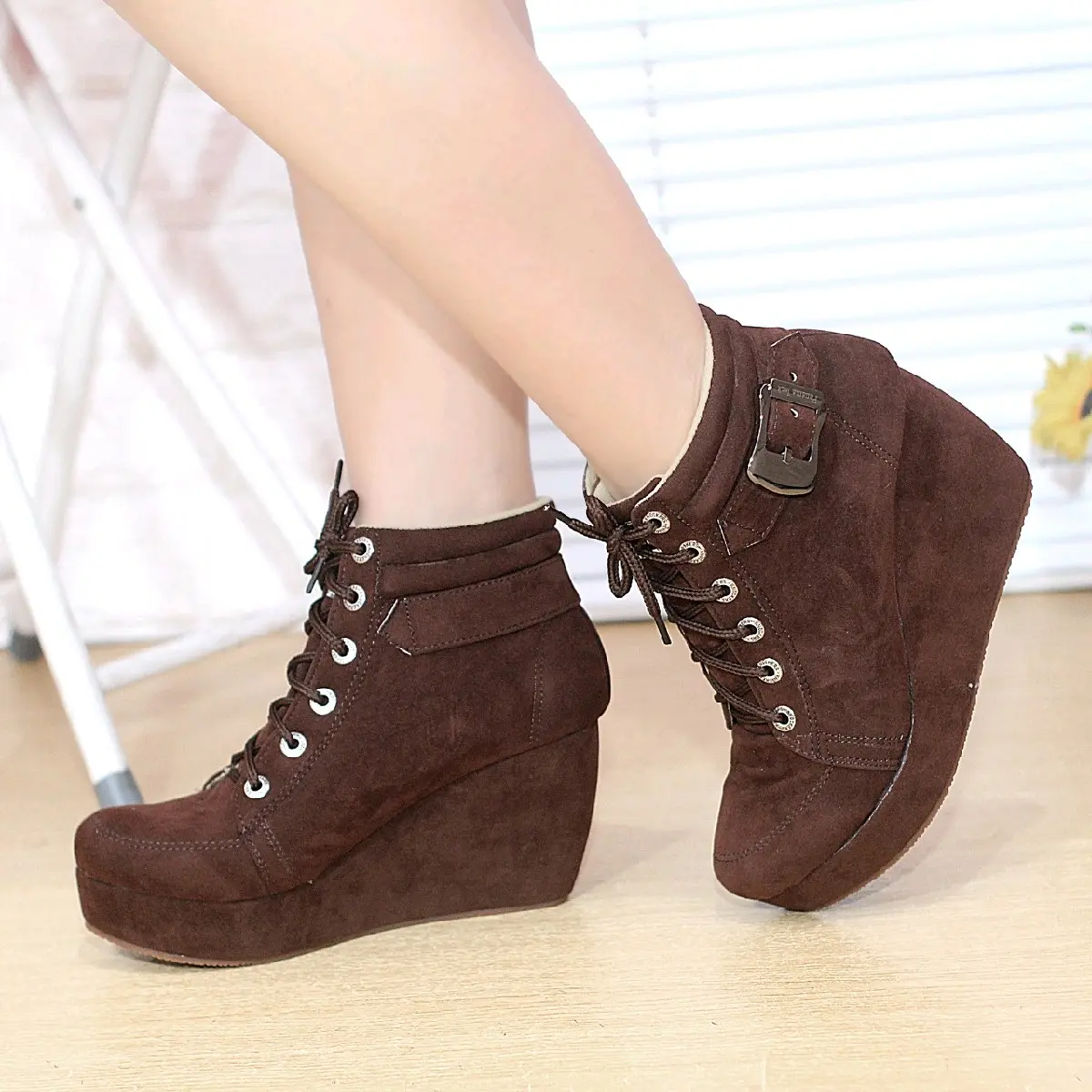 Sepatu boots wedges Bay 02