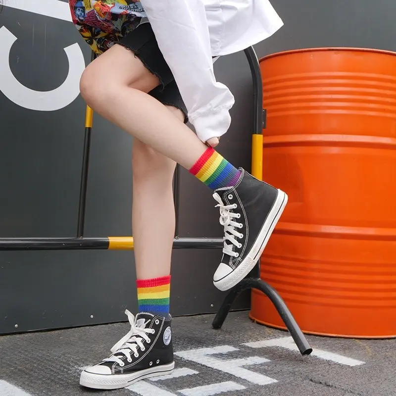 Tất Nam Nữ Cổ Cao Họa Tiết Cầu Vồng Vớ Nữ Cổ Cao Style Trẻ Trung 5
