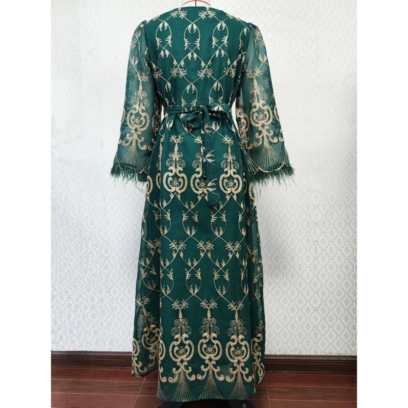 Product Introduction of New Embroidered Sticker Dress Muslim Party Banquet Robe 5