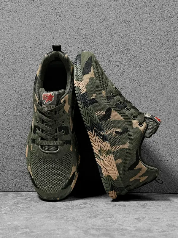 Men's Random Camo Print Lace up Low Top Sneakers, Casual Sporty Breathable Running Shoes for Outdoor Workout, Male Round Toe Work Shoes 1