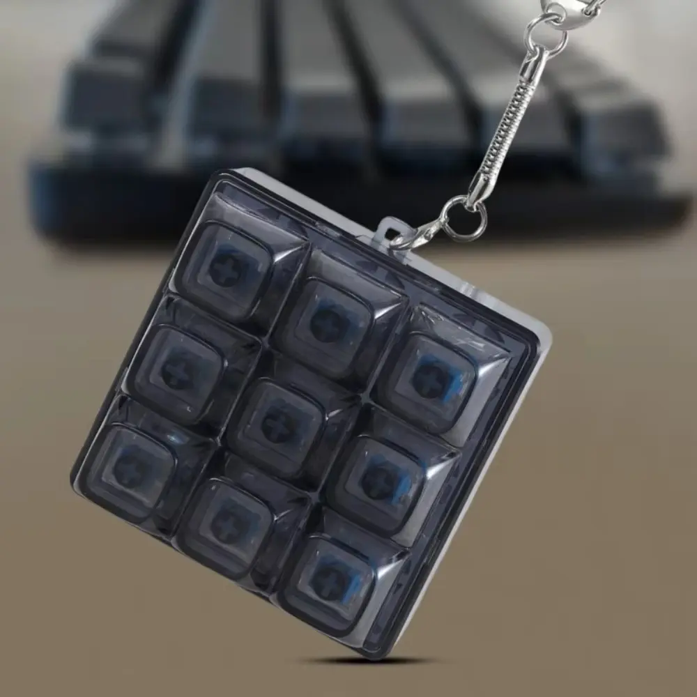 New DIY Keyboard Fidget Keychain Keys Button Relief Stress Finger Keyboard Caps Pass The Time Keycap Clicker Toy Adult