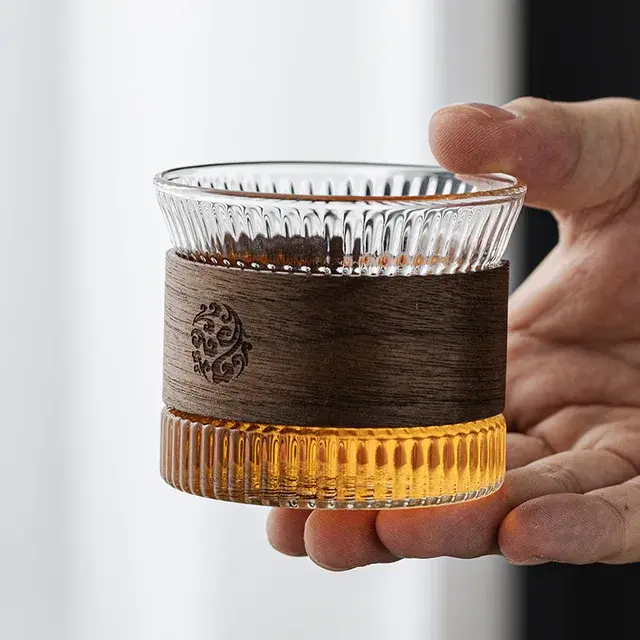 Ly thủy tinh vòng gỗ, miệng loe thiết kế độc đáo, mới lạ- Cốc thủy tinh uống trà, cafe, decor quán 5
