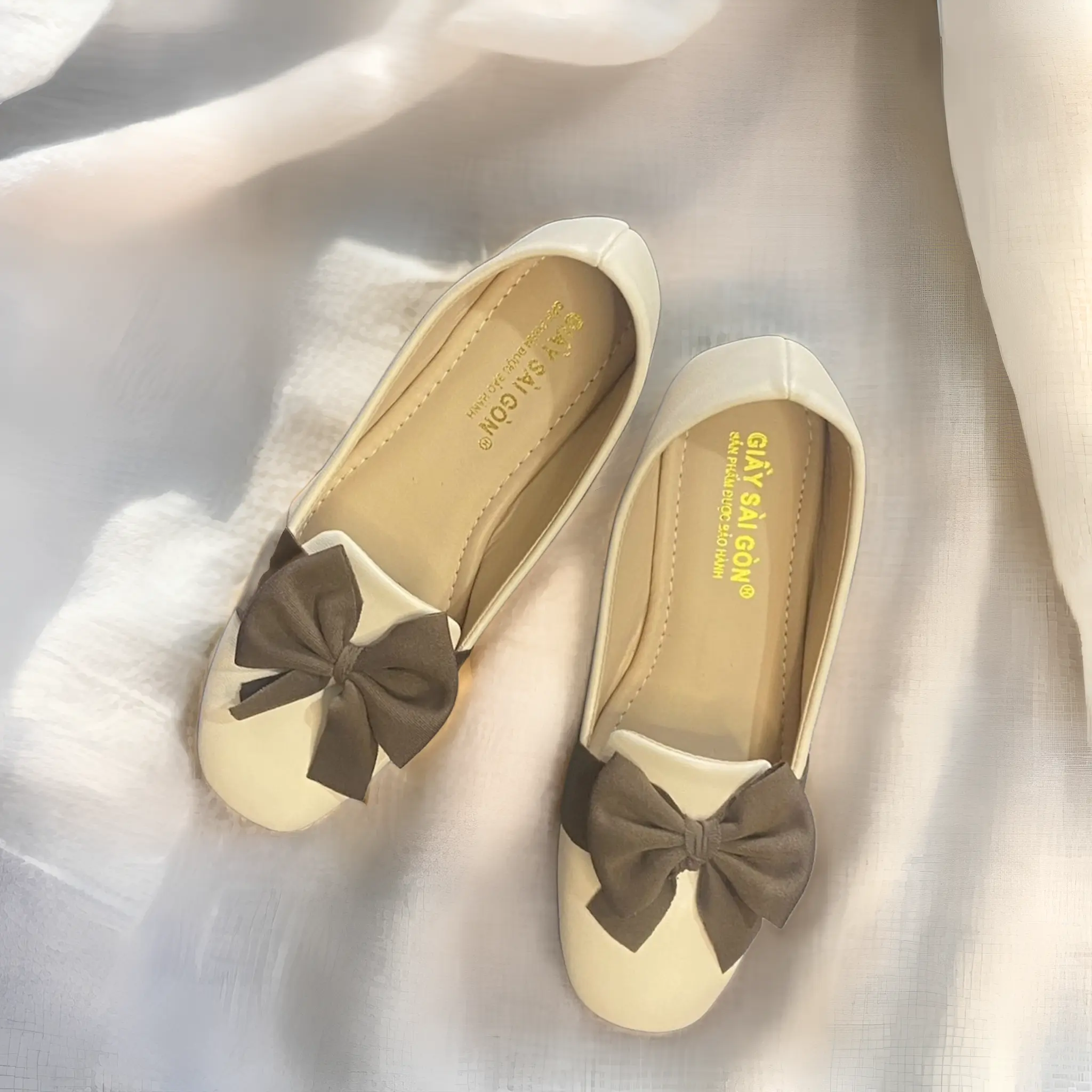 Giày búp bê 4p kem và đen - Giày DG A10 Nữ Shoes