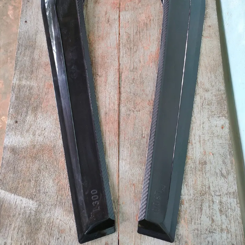 Talang Air Mobil L300 model Giga Karbon Lentur 1 set 2 buah 4