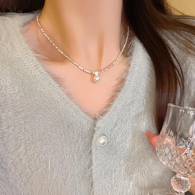 Light Luxury Minority Design Small Pieces of Silver Pearl Necklace Female Temperament High Sense Clavicle Chain All-Match Super Hot Necklace Accessories 2