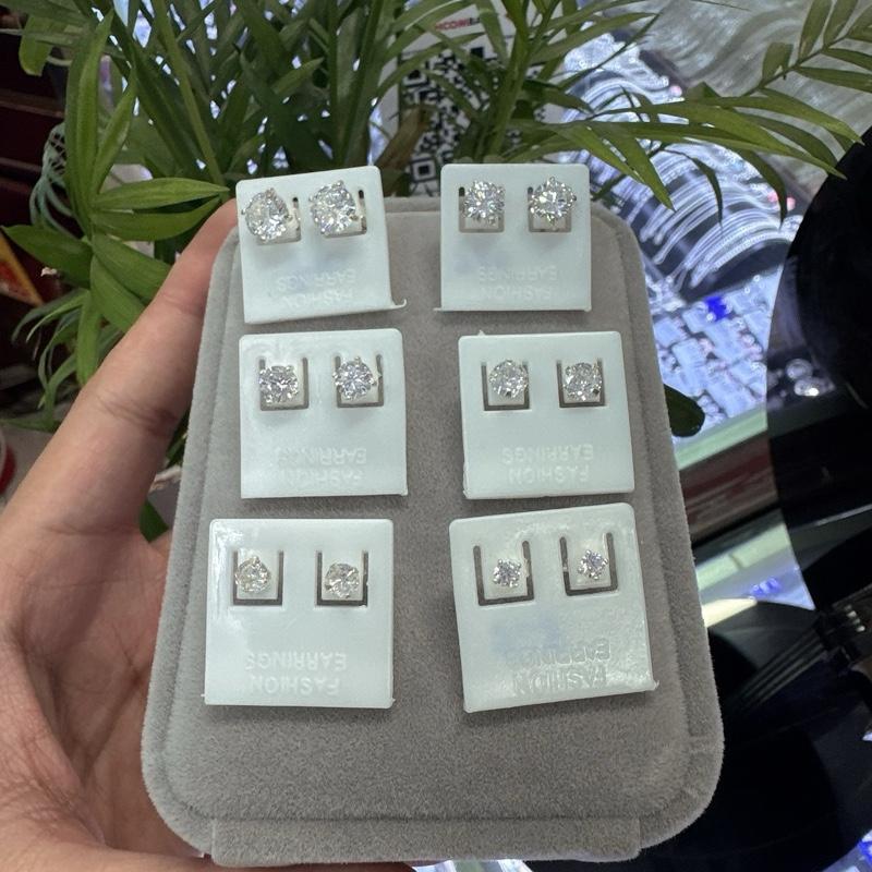 Khuyên nụ đá bạc best saler bên shop 0