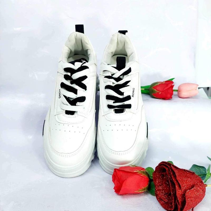 Giày thể thao trắng đế độn 5cm Nữ Sneaker Shoes Nam Women 4