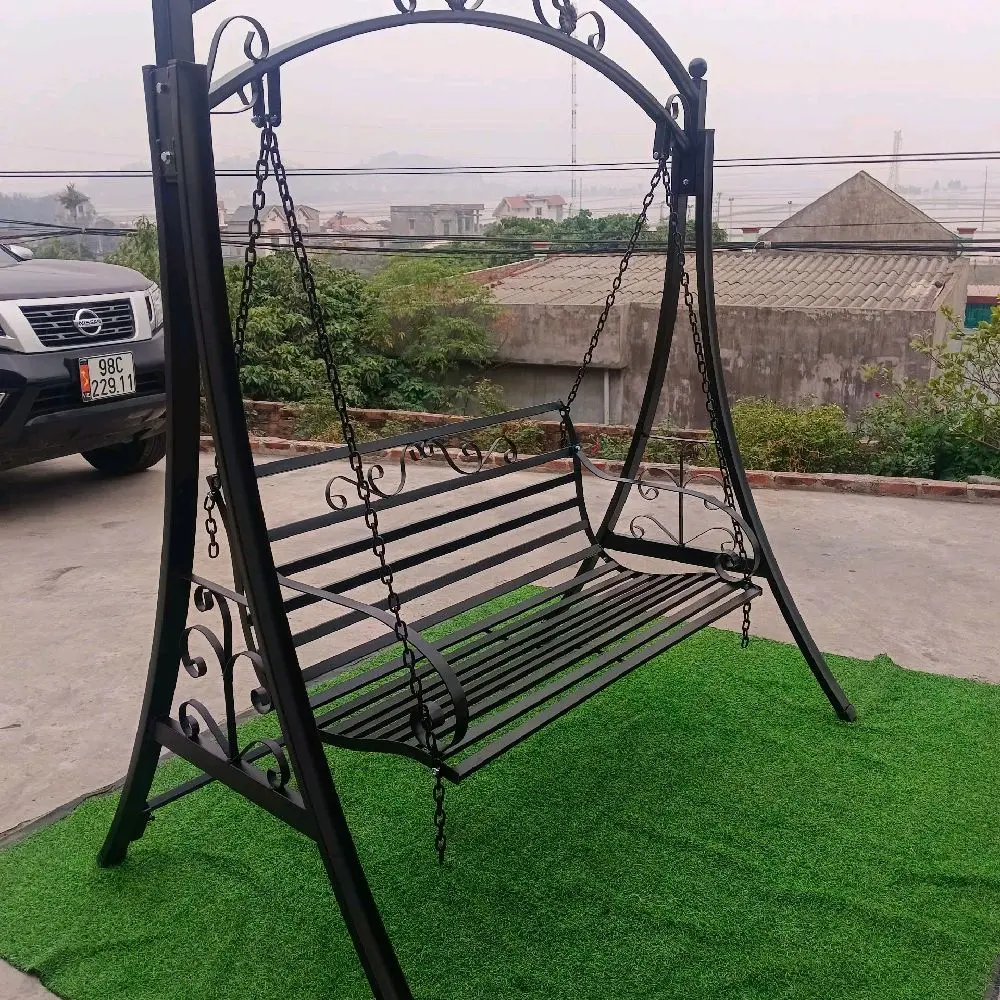 Xích đu sân vườn chất liệu sắt sơn tĩnh điện chống rỉ sét