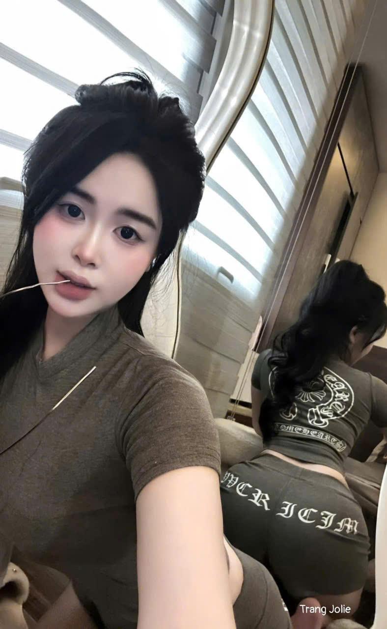 Product Introduction of SET ĐỒ NỮ THỂ THAO STREETWEAR ÔM BODY SEXY DÀNH CHO CÔ NÀNG CÁ TÍNH, PHONG CÁCH ĐI TẬP GYM ĐI CHƠI bộ  mùa  hè set  linen set  đồ  đẹp  cho  nữ set  hot 3