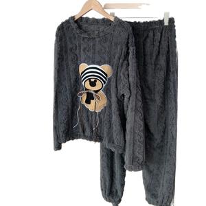 ブランド フリースパジャマセットかくかわいいカートゥーンベアフランネルリビングウェア