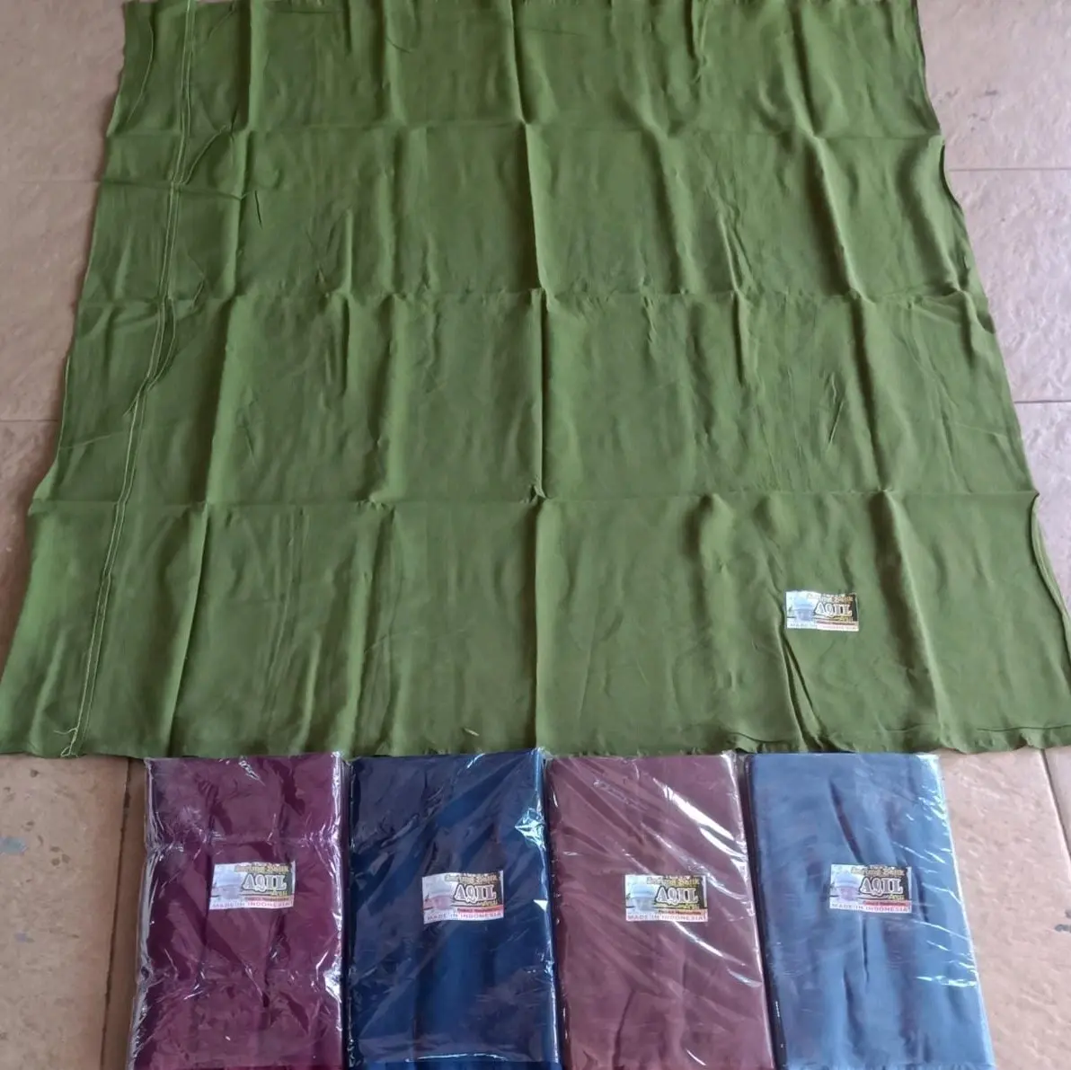 Sarung Aqil // Sarung Aqil Gloyor // Aqil Polos // Aqil Hitam - Shop ...