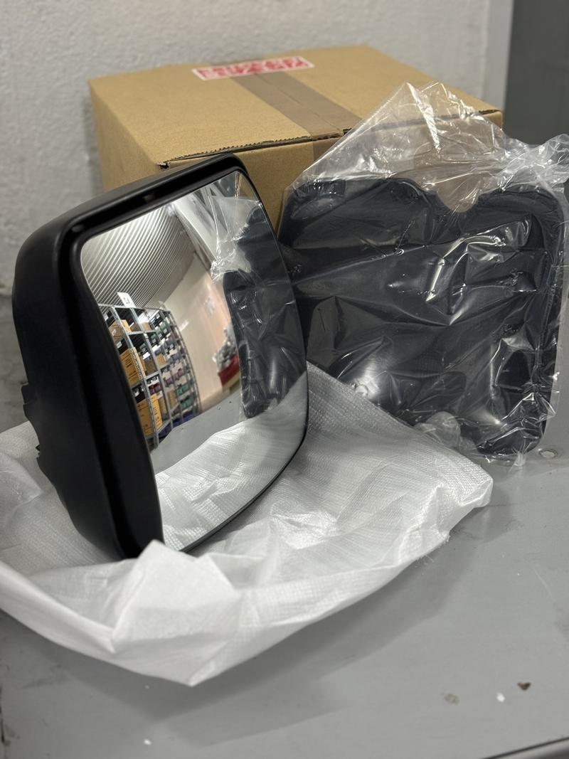 Product Introduction of Gương chiếu hậu bé HINO euro4 và euro2, phù hợp cho các dòng xe từ 6,5 đến 15 tấn có model FC, FG, FL, FM serri500 của hãng xe tải HINO. Sản phẩm được nhập khẩu và phân phối bởi nhà máy HINO, bảo hành chính hãng tại các Đại lý trên toàn quốc. 4