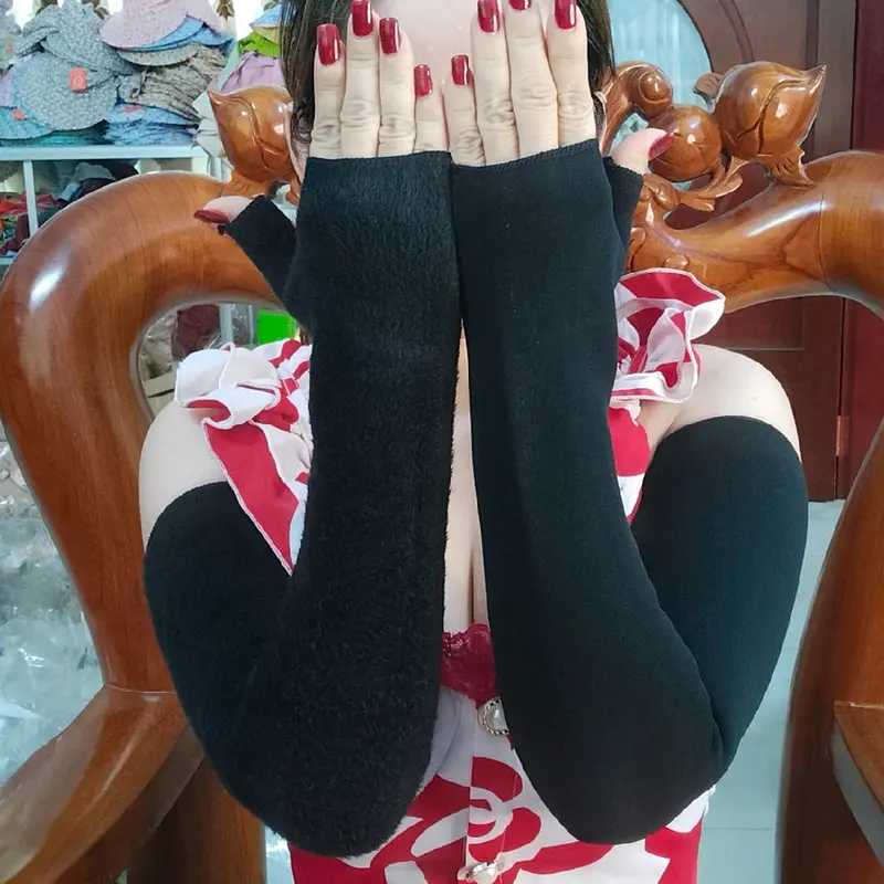 GĂNG TAY XỎ NGÓN LÔNG NHUNG 3 màu (nâu _da _đen) 5