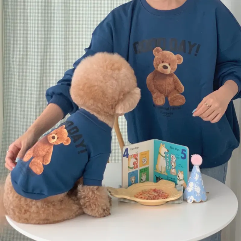 Cute bear pattern cat/dog trendy sweatshirt with velvet, warm, breathable and comfortable for small and medium-sized dogs 4