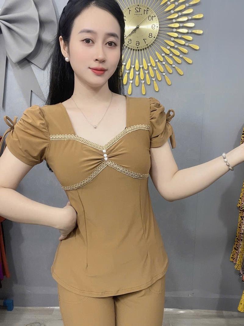 Product Introduction of - Đồ bộ thiết kế thun ladong màu , cổ tim phối ren !!! 6