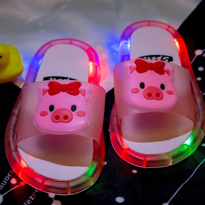  Dép phát sáng mặt heo Cho Bé 1-12 tuổi  tặng phụ kiện  dép có đèn Sandal Dép Sandal Kem 