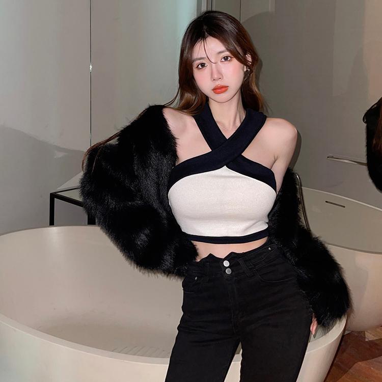 Product Introduction of Contrast color cross knitted vest high waist navel-baring short bottoming inner sling outer wear sleeveless hot girl pure desire top 3