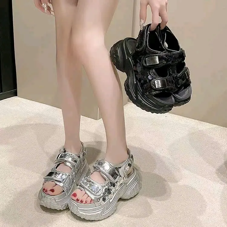 sandal 2 quai đá 2 màu bạc đen