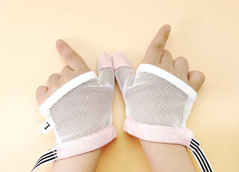 Product Introduction of 1 Pair Infant Children Anti Biting Eat Hand Protection Gloves Prevent Baby From Fingers Helps Stop Sucking Nails Harmless Suit 16