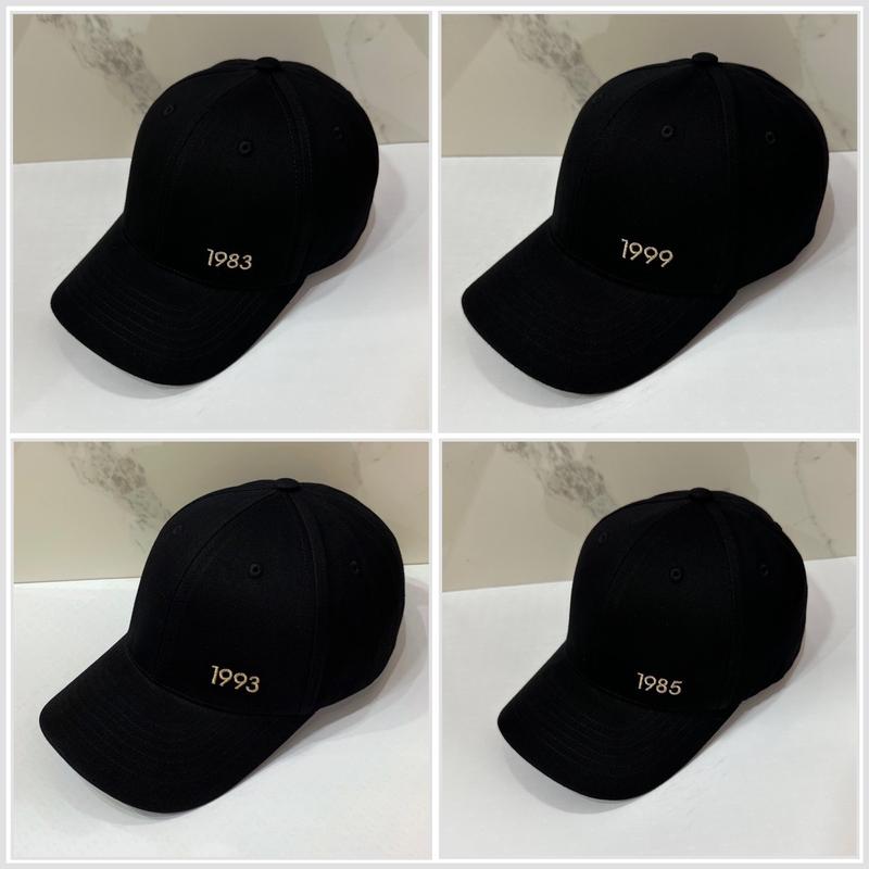Mũ lưỡi trai Kaki đen cao cấp thêu năm sinh 196x,197x,198x,199x,200x,201x vvv.. Nón thể thao Korea free size ! Kiểu dáng basic ! Nón cặp hot 2025 ! Hat Cap hot trend