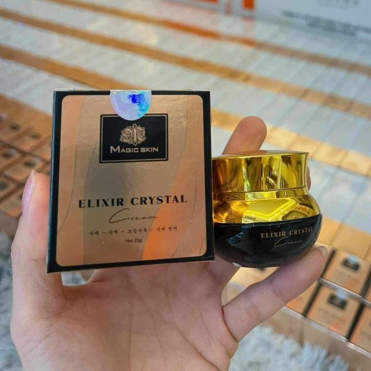 Kem dưỡng da ban ngày ngọc trai đen (size 25g) magic skin