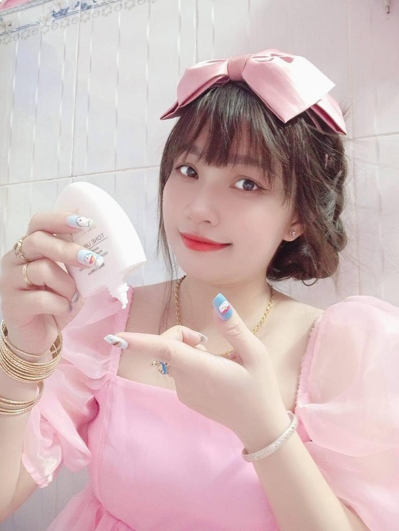 Product Introduction of Mã 02: KEM FACE TẾ BÀO GỐC - NGĂN NGỪA LÃO HOÁ, GIẢM NÁM - TÀN NHANG, DƯỠNG TRẮ.NG MỊ.N 1