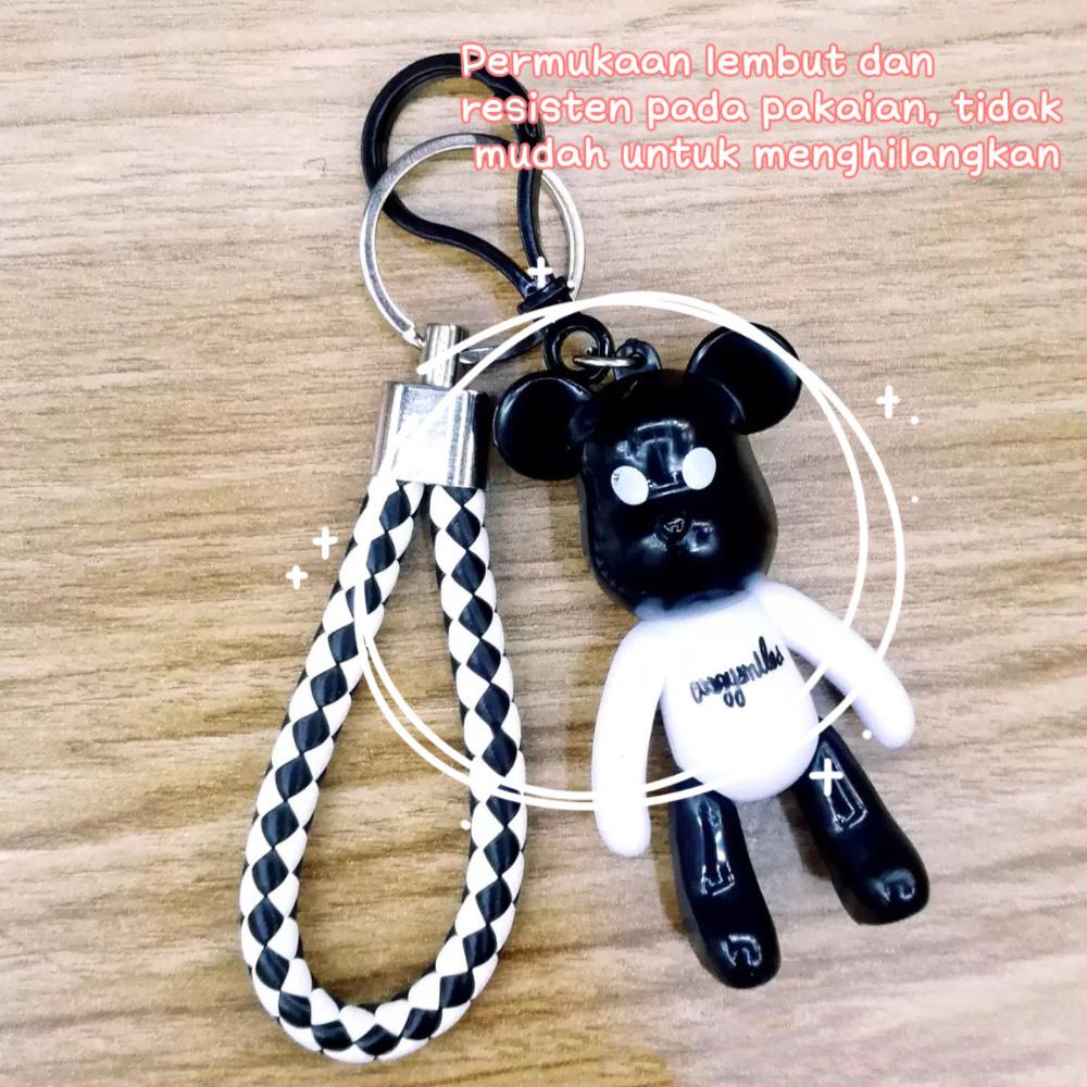 Gantungan Kunci Tali Hitam Putih Lucu dan Edukatif untuk Anak TK PAUD Aksesori Fungsional Melatih Kreativitas dan Motorik Halus Cocok untuk Hadiah Ulang Tahun Souvenir Anak Laki Laki dan Perempuan Usia Dini