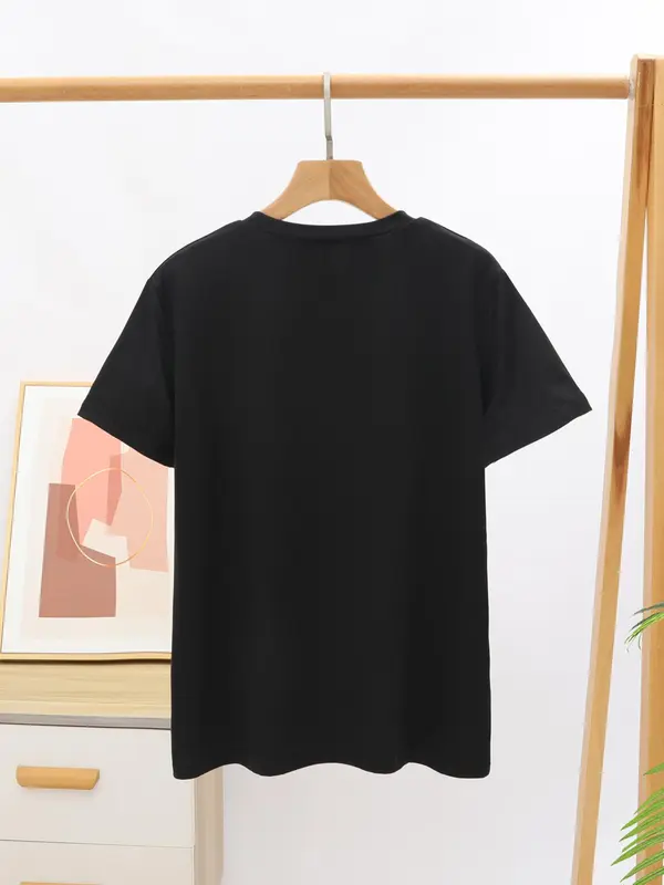 Women's Raccoon & Moon & Letter Print Round Neck Graphic Tee, Vintage Trendy Casual Short Sleeve T-shirt for Daily Wear, Ladies Summer Outfit 1