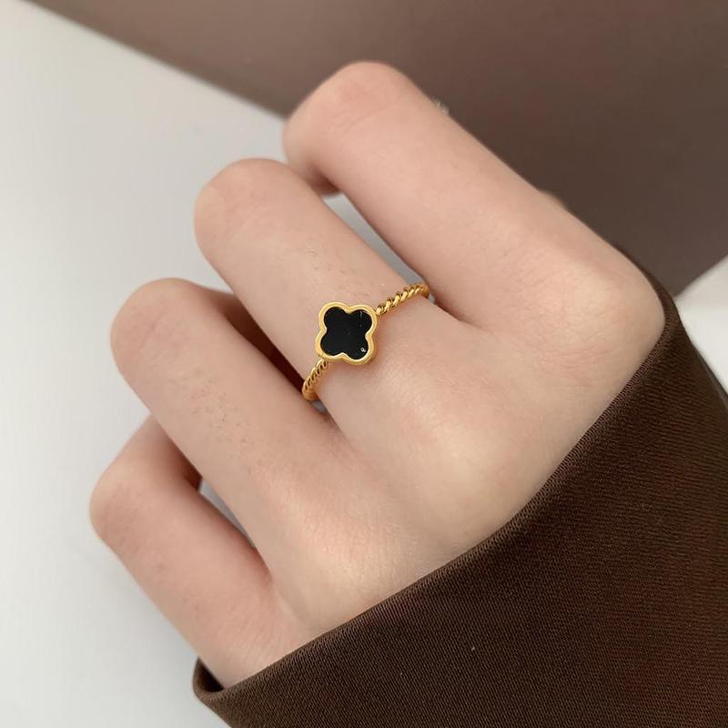 Nhẫn Cỏ Bốn Lá, Thép Titan Mạ Vàng 18k, Dành Cho Nữ, Không Gỉ Và Không Phai Màu Women 4